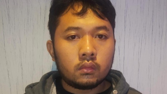 Hacker Bekasi Berhasil Retas Top Up Pulsa Hingga Ratusan Juta Rupiah!