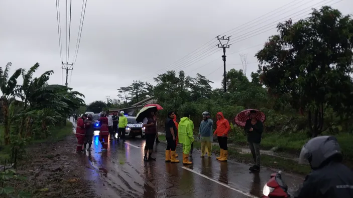 Pray For Sukabumi! 30 Kecamatan Diterjang Bencana Tanah Longsor