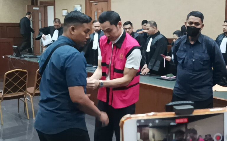 Harvey Moeis Cuma Dihukum 6 Tahun 6 Bulan, Hakim : Tuntutan Jaksa Terlalu Tinggi